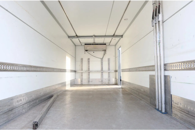 Volvo FE 280 4x2 Carrier Supra 1250 Koel/ Vries+ BAR klep 2000 kg. 2 Stuks in voorraad - Tovornjak hladilnik: slika 4 Volvo FE 280 4x2 Carrier Supra 1250 Koel/ Vries+ BAR klep 2000 kg. 2 Stuks in voorraad - Tovornjak hladilnik: slika 4