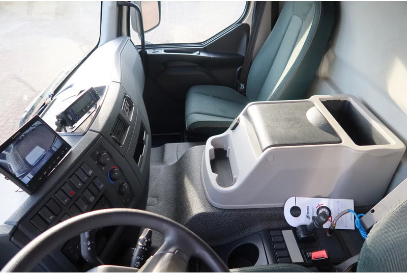 Volvo FE 280 4x2 Carrier Supra 1250 Koel/ Vries+ BAR klep 2000 kg. 2 Stuks in voorraad - Tovornjak hladilnik: slika 5 Volvo FE 280 4x2 Carrier Supra 1250 Koel/ Vries+ BAR klep 2000 kg. 2 Stuks in voorraad - Tovornjak hladilnik: slika 5