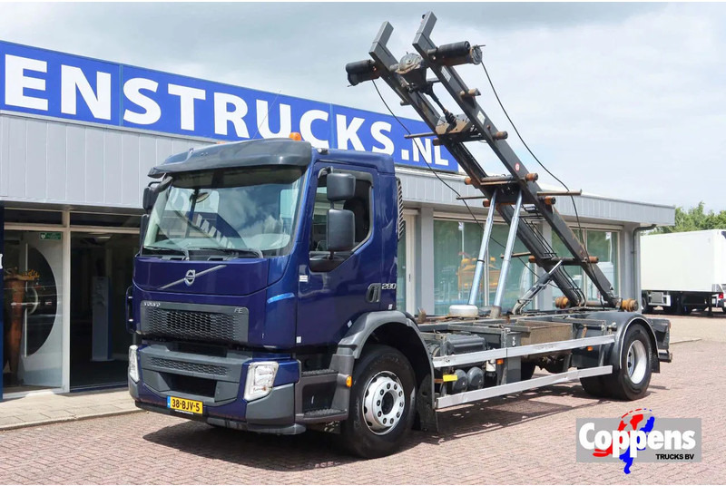 Volvo FE 280 Container / Kabelsysteem H.T.S Kabel, 15 ton, 575 cm 6 Cilinder - Tovornjak - kabelski sistem: slika 1 Volvo FE 280 Container / Kabelsysteem H.T.S Kabel, 15 ton, 575 cm 6 Cilinder - Tovornjak - kabelski sistem: slika 1