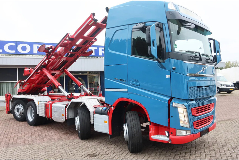 Volvo FH 460 Hooklift 8x2 Haakarm. 3x Steering axle - Tovornjak - kabelski sistem: slika 2 Volvo FH 460 Hooklift 8x2 Haakarm. 3x Steering axle - Tovornjak - kabelski sistem: slika 2