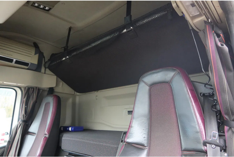 Volvo FM 340 Geïsoleerd Dak DHollandia 3000 kg - Tovornjak zabojnik: slika 5 Volvo FM 340 Geïsoleerd Dak DHollandia 3000 kg - Tovornjak zabojnik: slika 5