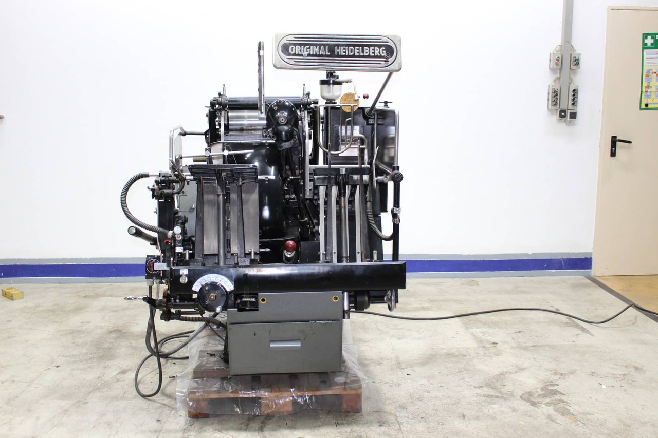 Heidelberg OHT - Stroj za rezanje papirja: slika 1 Heidelberg OHT - Stroj za rezanje papirja: slika 1