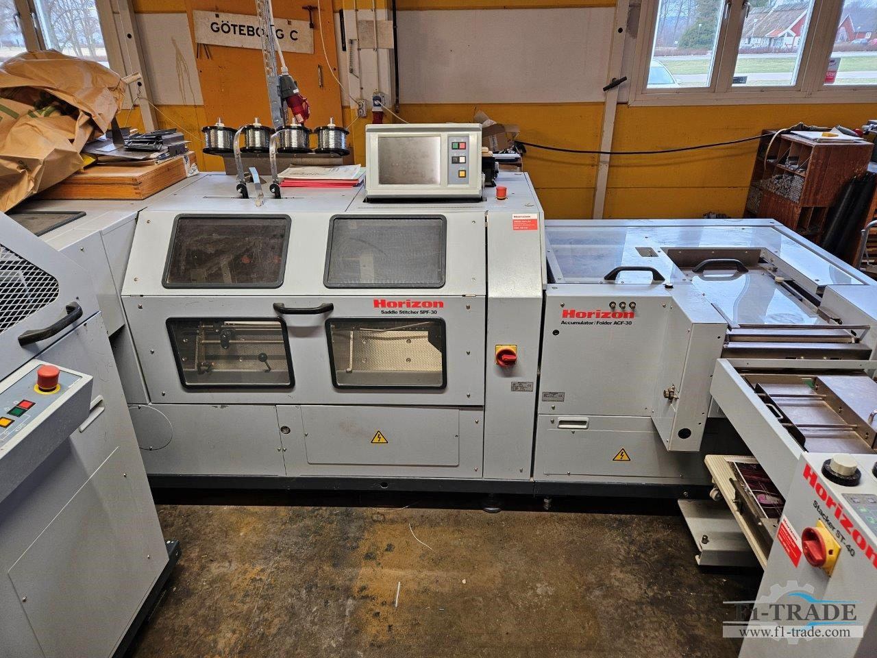 Horizon Stitchliner 5500 - Tiskarski stroj: slika 1 Horizon Stitchliner 5500 - Tiskarski stroj: slika 1