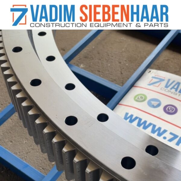 Krupp Slewring Drehkranz OPU Łożysko wieńcowe 1372670 for Krupp KMK 4070 mobile crane - Pokrivni obroč za Avtodvigalo: slika 1 Krupp Slewring Drehkranz OPU Łożysko wieńcowe 1372670 for Krupp KMK 4070 mobile crane - Pokrivni obroč za Avtodvigalo: slika 1