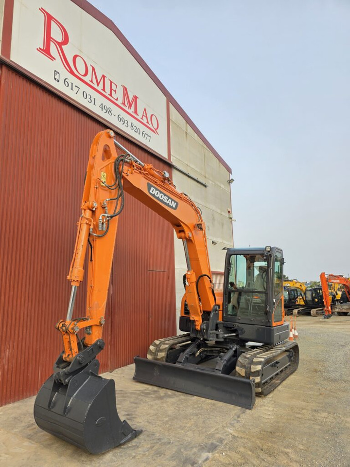 DOOSAN DX85R-3 - Mini bager: slika 3 DOOSAN DX85R-3 - Mini bager: slika 3