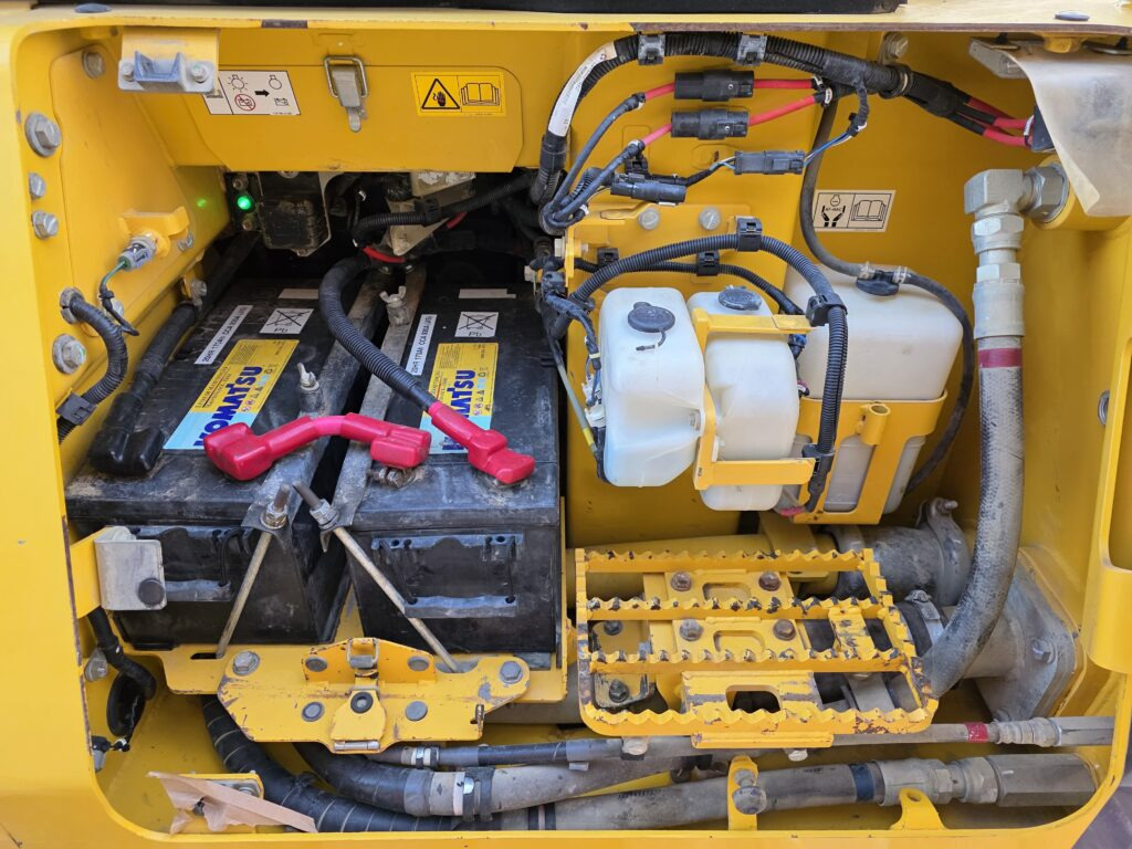 KOMATSU D61PX-24 - Buldožer: slika 4 KOMATSU D61PX-24 - Buldožer: slika 4