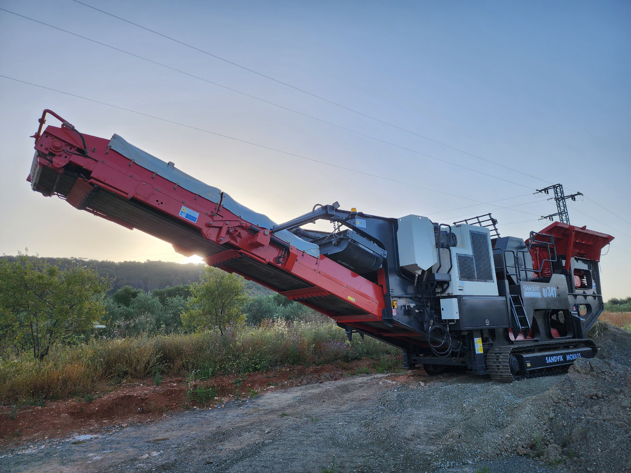 SANDVIK QJ341 - Čeljustni drobilec: slika 1 SANDVIK QJ341 - Čeljustni drobilec: slika 1