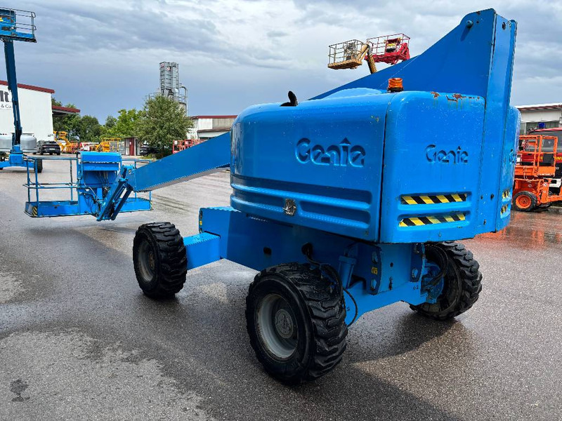 Genie S45 - 15,7m Diesel 4x4 Teleskop-Arbeitsbühne - Zglobna dvižna ploščad: slika 4 Genie S45 - 15,7m Diesel 4x4 Teleskop-Arbeitsbühne - Zglobna dvižna ploščad: slika 4