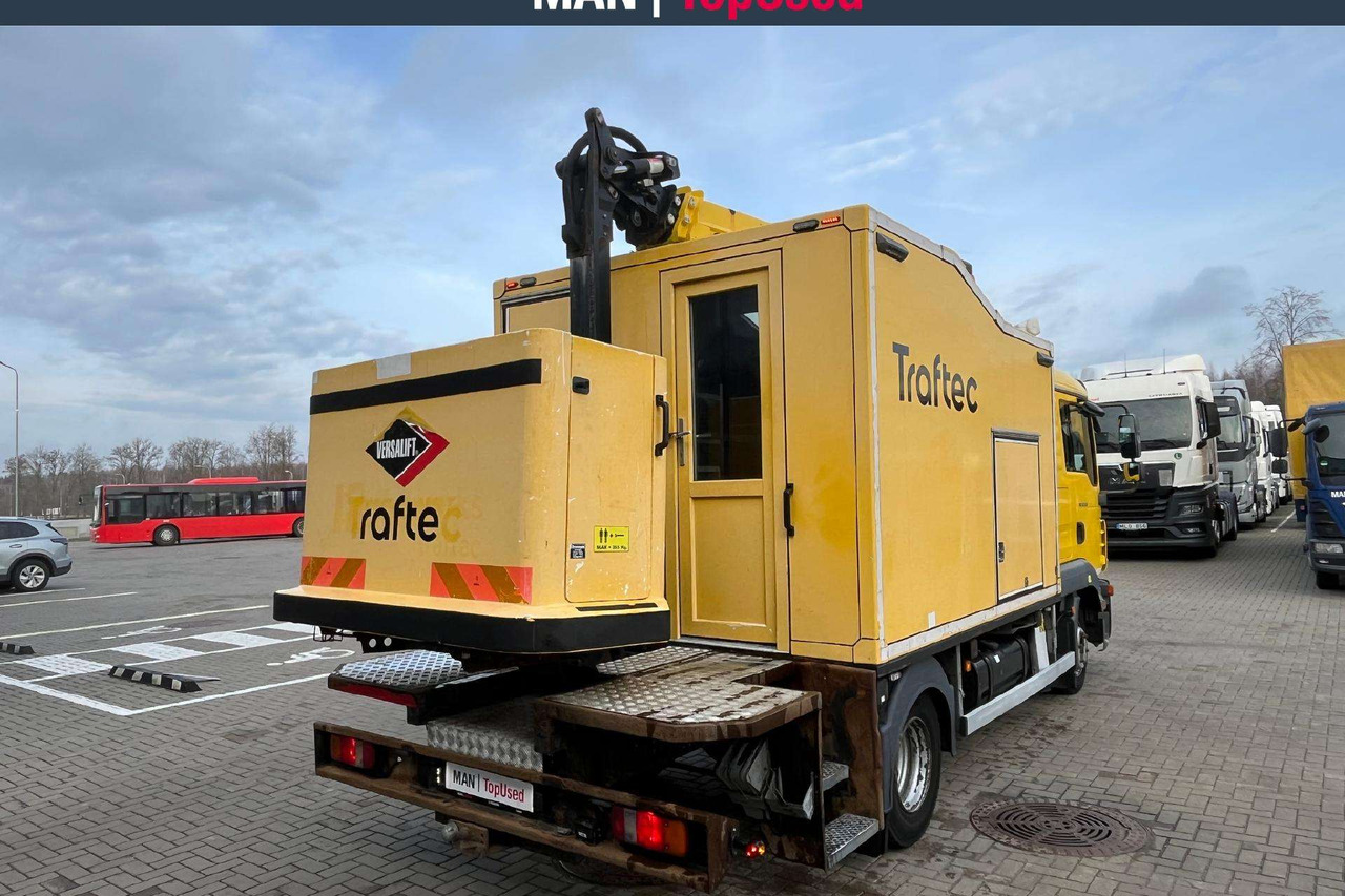 MAN 8.220 4X2 bokštelis(9291) - Tovornjak z dvigalom: slika 4 MAN 8.220 4X2 bokštelis(9291) - Tovornjak z dvigalom: slika 4