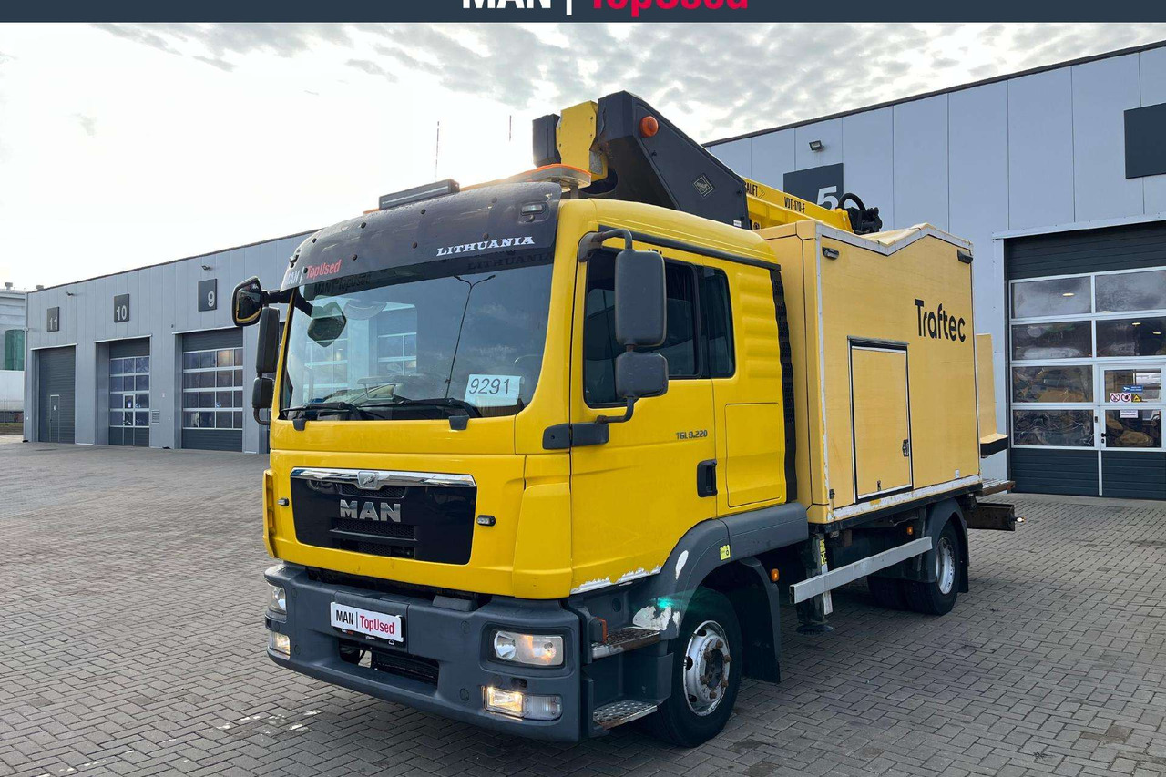 MAN 8.220 4X2 bokštelis(9291) - Tovornjak z dvigalom: slika 1 MAN 8.220 4X2 bokštelis(9291) - Tovornjak z dvigalom: slika 1