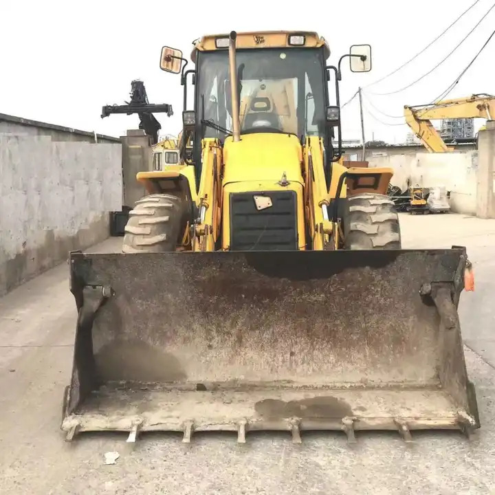 2.5 Ton Backhoe Loader High Quality Loader 4X4 Compact Tractor Backhoe Loader Backhoes Excavator Jcb 4cx 3cx Price for Sale - Bager nakladalec: slika 2 2.5 Ton Backhoe Loader High Quality Loader 4X4 Compact Tractor Backhoe Loader Backhoes Excavator Jcb 4cx 3cx Price for Sale - Bager nakladalec: slika 2