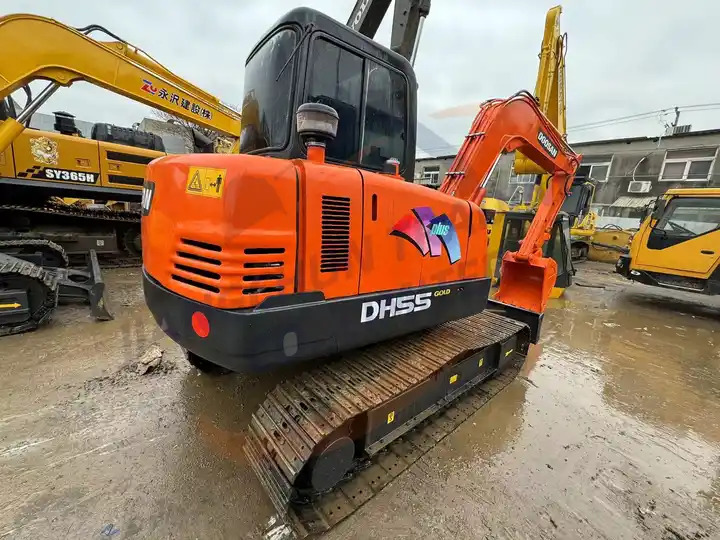 2018 Easy to operate 5 ton dh55 used doosan daewoo 55 crawler excavator dh 55 for sale dh55gold dh55-7 - Bager: slika 3 2018 Easy to operate 5 ton dh55 used doosan daewoo 55 crawler excavator dh 55 for sale dh55gold dh55-7 - Bager: slika 3