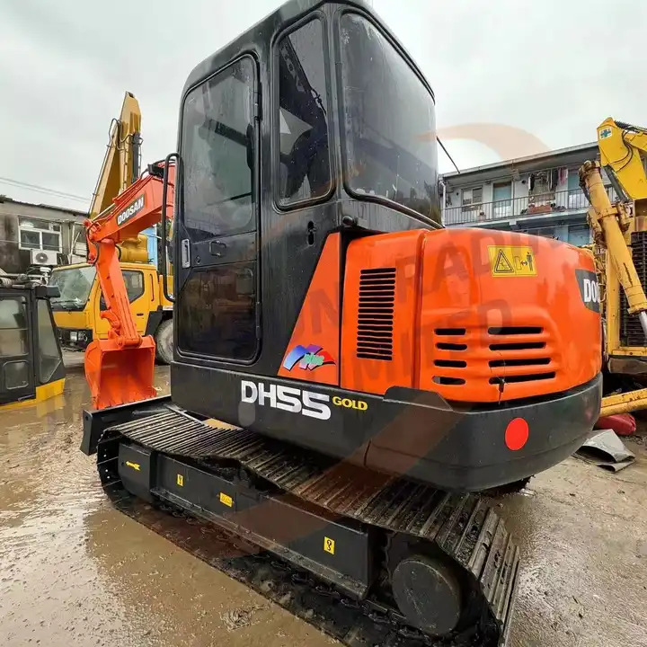 2018 Easy to operate 5 ton dh55 used doosan daewoo 55 crawler excavator dh 55 for sale dh55gold dh55-7 - Bager: slika 1 2018 Easy to operate 5 ton dh55 used doosan daewoo 55 crawler excavator dh 55 for sale dh55gold dh55-7 - Bager: slika 1