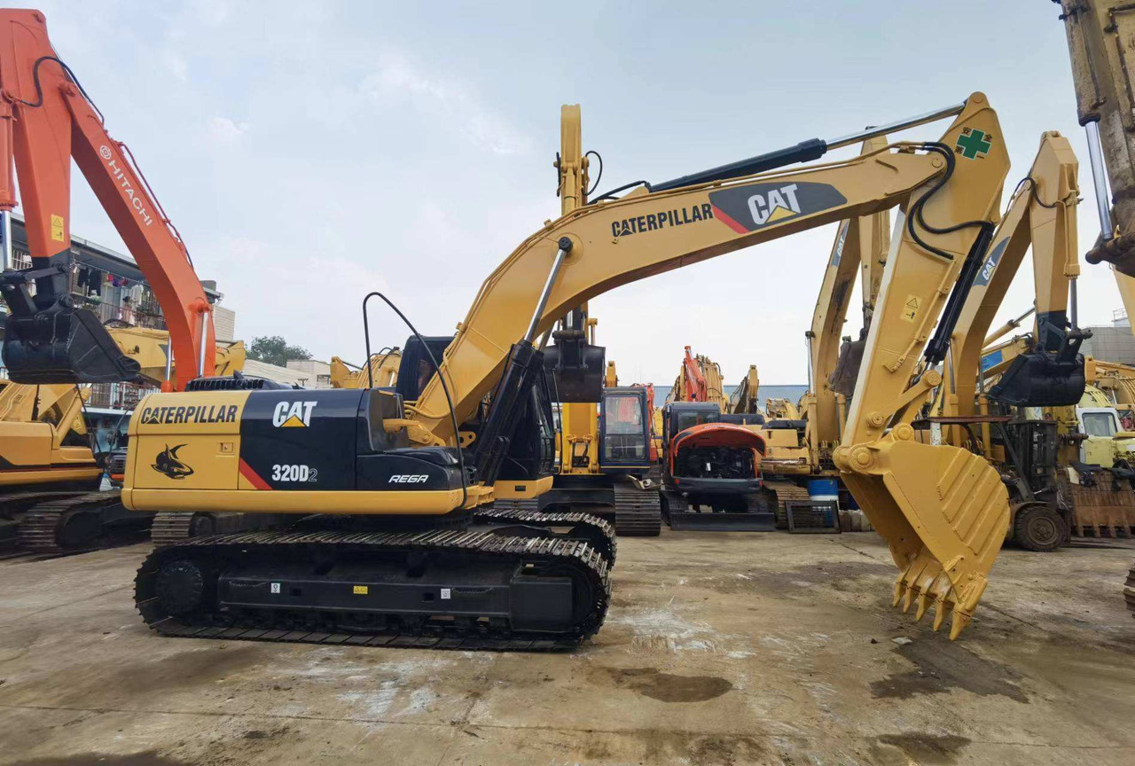 20Tons excavator Used CAT Excavator 320D On sale - Bager goseničar: slika 5 20Tons excavator Used CAT Excavator 320D On sale - Bager goseničar: slika 5