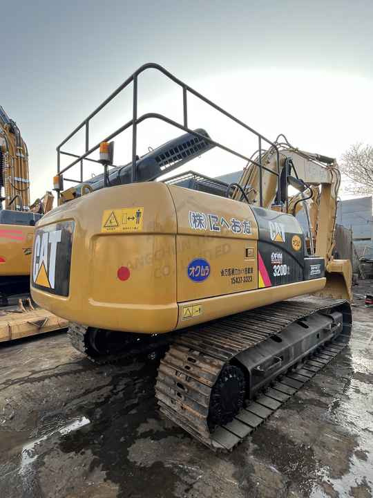 20Tons excavator Used CAT Excavator 325D 320D 320B 320BL 320C 320CL On sale - Bager goseničar: slika 2 20Tons excavator Used CAT Excavator 325D 320D 320B 320BL 320C 320CL On sale - Bager goseničar: slika 2