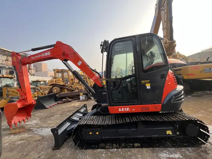 8 tons Used Excavator KUBOTA KX183-3 in good condition for sale - Bager goseničar: slika 5 8 tons Used Excavator KUBOTA KX183-3 in good condition for sale - Bager goseničar: slika 5