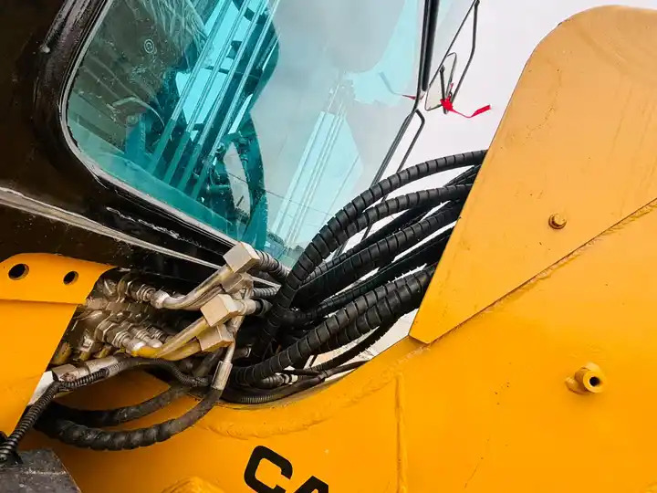 Caterpillar Used Cat Motor Grader 140h With Original Japan Cat Engine For Sale In Shanghai - Greder: slika 5 Caterpillar Used Cat Motor Grader 140h With Original Japan Cat Engine For Sale In Shanghai - Greder: slika 5