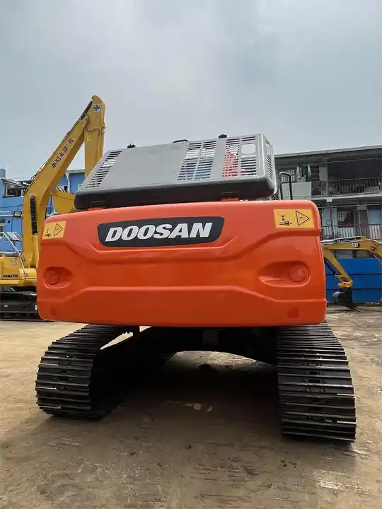 Cheap Used Korea Brand Doosan DX225LC 20 ton Excavator - Bager goseničar: slika 2 Cheap Used Korea Brand Doosan DX225LC 20 ton Excavator - Bager goseničar: slika 2