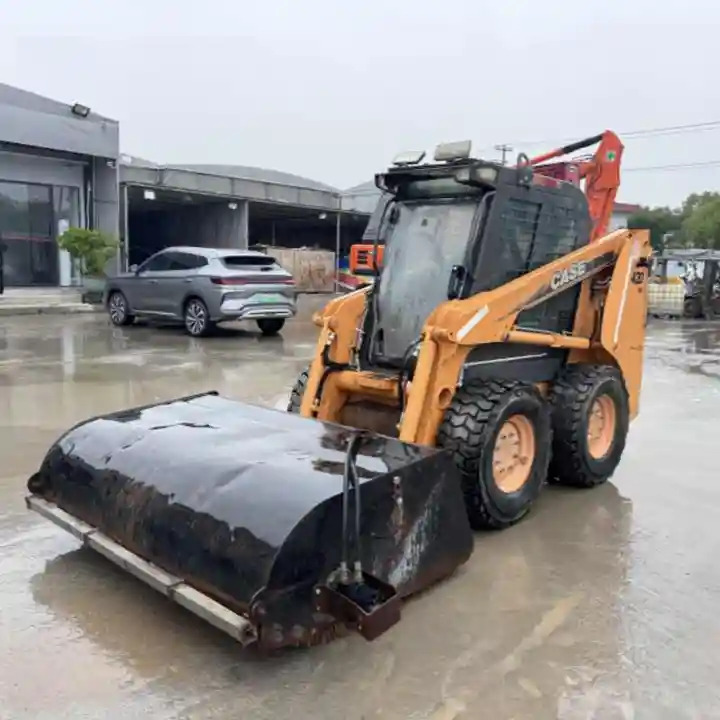 Construction Mini Equipment Case 420 Skid Steer Loader for Sale - Mini nakladalec: slika 1 Construction Mini Equipment Case 420 Skid Steer Loader for Sale - Mini nakladalec: slika 1