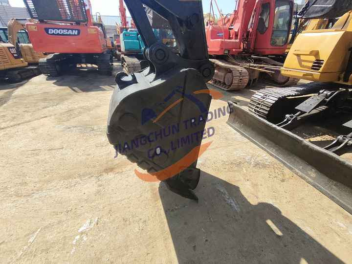 Good Price Good Quality CAT 307 308C 308D 308E 312D 315D 320C 320D Second Hand 7 Tons Used Mini Crawler Excavator For Sale - Mini bager: slika 4 Good Price Good Quality CAT 307 308C 308D 308E 312D 315D 320C 320D Second Hand 7 Tons Used Mini Crawler Excavator For Sale - Mini bager: slika 4