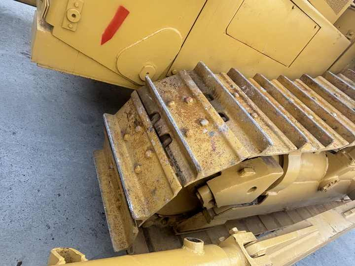 High Efficiency Used Caterpillar Bulldozer cat d8r Used Caterpillar d7g 6g d8r - Buldožer: slika 5 High Efficiency Used Caterpillar Bulldozer cat d8r Used Caterpillar d7g 6g d8r - Buldožer: slika 5
