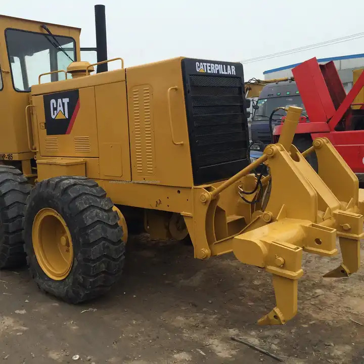 High Quality Second Hand Cat 140h Grader Used excellent Grader cat 140h 140k with good condition in Low Price on sale - Greder: slika 2 High Quality Second Hand Cat 140h Grader Used excellent Grader cat 140h 140k with good condition in Low Price on sale - Greder: slika 2