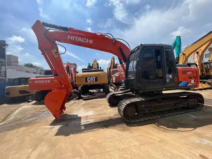 Hot sale Used excavator hitachi zx 120 Japan brand hitachi zaxis 120 excavator 12Ton excavator machine digger - Bager goseničar: slika 4 Hot sale Used excavator hitachi zx 120 Japan brand hitachi zaxis 120 excavator 12Ton excavator machine digger - Bager goseničar: slika 4