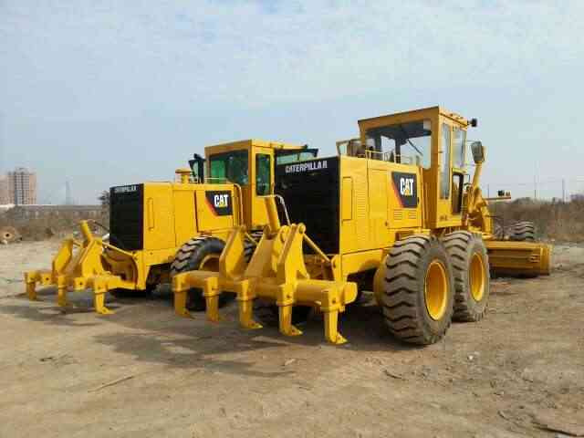 Japan Famous Brand Grader Motor used CAT 140H Used Motor Grader in good condition for sale - Greder: slika 2 Japan Famous Brand Grader Motor used CAT 140H Used Motor Grader in good condition for sale - Greder: slika 2