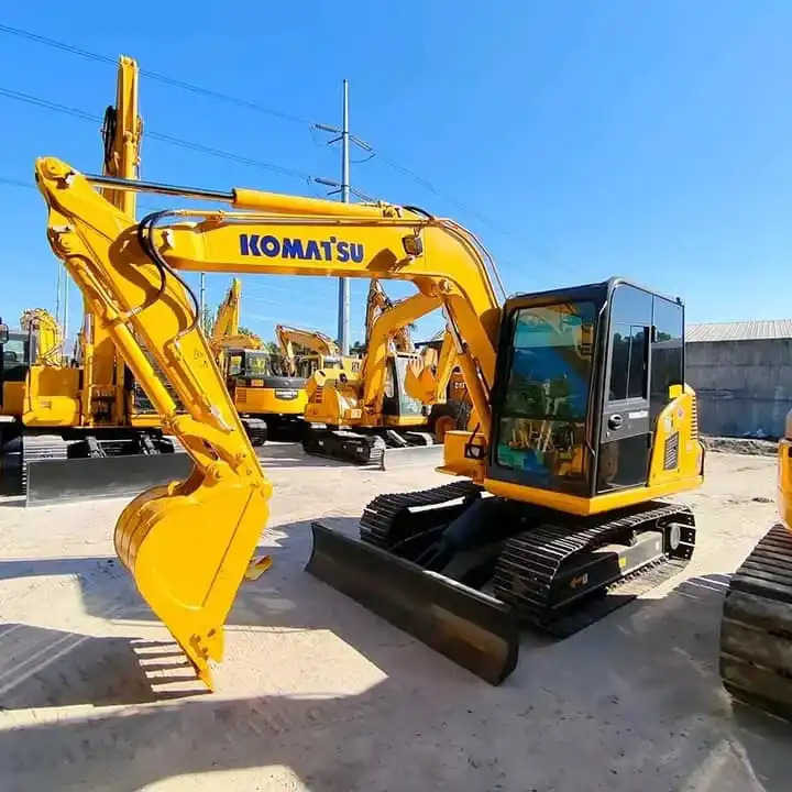 Japan Second Hand Used Hydraulic Crawler Excavator PC55 PC60 PC35 PC120 Digger Komatsu PC60-7 Excavator - Bager: slika 2 Japan Second Hand Used Hydraulic Crawler Excavator PC55 PC60 PC35 PC120 Digger Komatsu PC60-7 Excavator - Bager: slika 2