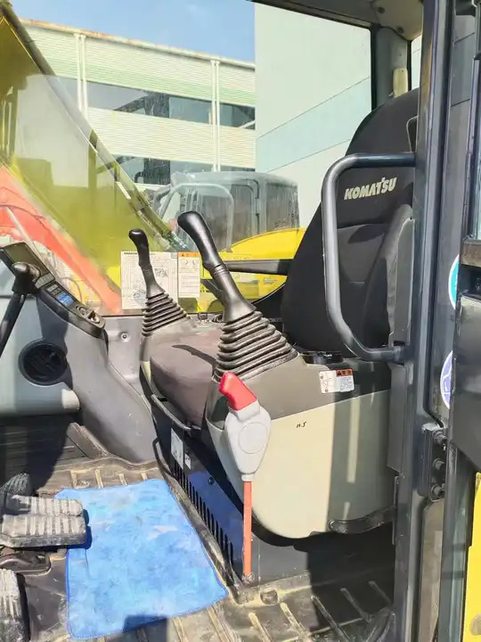 Little Working Hours Used Cheap Komatsu PC60 Excavator Used Mini Komatsu PC78 PC55 PC56 PC60 - Bager: slika 4 Little Working Hours Used Cheap Komatsu PC60 Excavator Used Mini Komatsu PC78 PC55 PC56 PC60 - Bager: slika 4