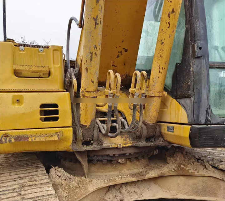 Low running hours USED CATERPILLAR CAT 320CL Hydraulic Crawler Excavator Suitable For Construction - Bager goseničar: slika 2 Low running hours USED CATERPILLAR CAT 320CL Hydraulic Crawler Excavator Suitable For Construction - Bager goseničar: slika 2