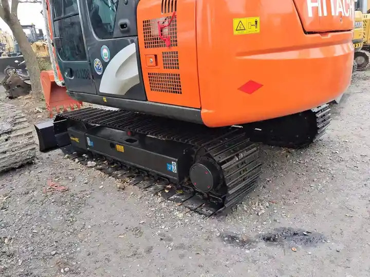 Original 7ton Used Excavator In Shanghai China 2019 Second Hand Hitachi Zx70 Used Excavator For Sale - Bager goseničar: slika 2 Original 7ton Used Excavator In Shanghai China 2019 Second Hand Hitachi Zx70 Used Excavator For Sale - Bager goseničar: slika 2