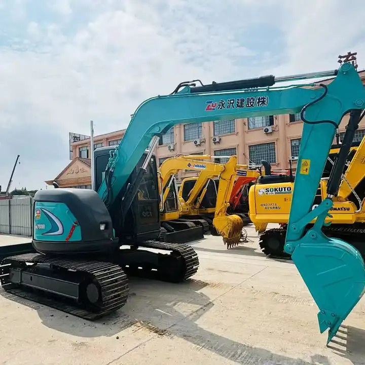 Original Color 7 Ton Hydraulic Excavator Kobelco Sk75-8 Mini Tracked Excavator With Quality Warranty In Shanghai - Bager goseničar: slika 1 Original Color 7 Ton Hydraulic Excavator Kobelco Sk75-8 Mini Tracked Excavator With Quality Warranty In Shanghai - Bager goseničar: slika 1