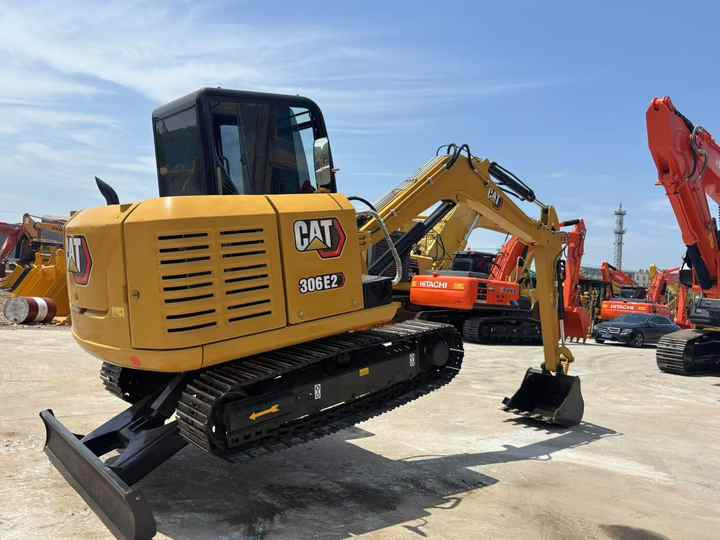 Original Engine and Paint Excellent Quality Used Crawler Excavator CAT 306E in Stock EPA and CE Licensed - Bager: slika 3 Original Engine and Paint Excellent Quality Used Crawler Excavator CAT 306E in Stock EPA and CE Licensed - Bager: slika 3
