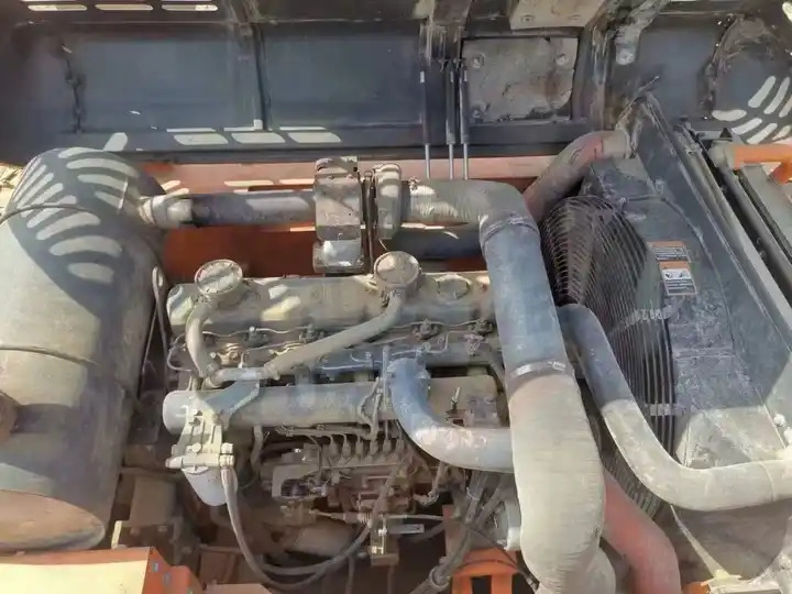 Second Hand Crawler Digger Doosan Dx420 Cheapest Used Excavator Machine DX420 DX420LC With Good Condition For Sale - Bager goseničar: slika 4 Second Hand Crawler Digger Doosan Dx420 Cheapest Used Excavator Machine DX420 DX420LC With Good Condition For Sale - Bager goseničar: slika 4