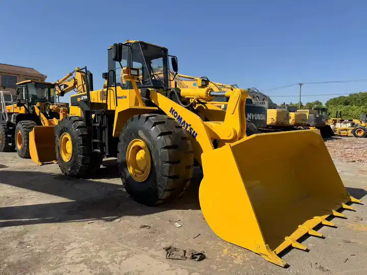 Second Hand Pay LoaderNice Performance Original Loader Used Komatsu Wa470 Loader Second Hand Wheel Loader Hot Sale - Kolesni nakladalec: slika 3 Second Hand Pay LoaderNice Performance Original Loader Used Komatsu Wa470 Loader Second Hand Wheel Loader Hot Sale - Kolesni nakladalec: slika 3