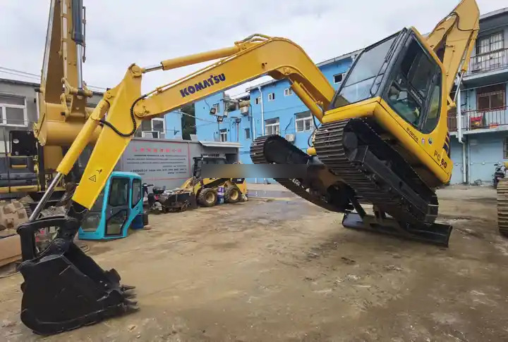 Second hand Komatsu PC60-7 excavator in good condition for sale - Bager goseničar: slika 3 Second hand Komatsu PC60-7 excavator in good condition for sale - Bager goseničar: slika 3