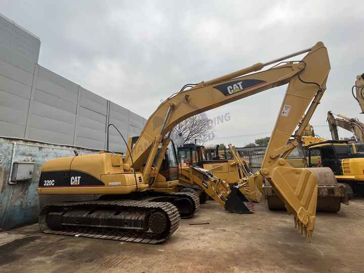Secondhand Japanese Hydraulic Excavator Cat 320cl 320c Powerful Caterpillar 3066 Engine In Shanghai - Bager goseničar: slika 2 Secondhand Japanese Hydraulic Excavator Cat 320cl 320c Powerful Caterpillar 3066 Engine In Shanghai - Bager goseničar: slika 2