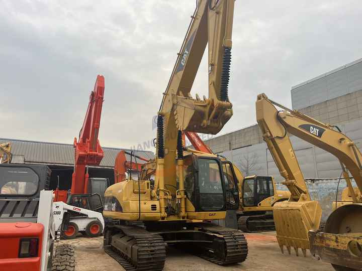 Secondhand Japanese Hydraulic Excavator Cat 320cl 320c Powerful Caterpillar 3066 Engine In Shanghai - Bager goseničar: slika 3 Secondhand Japanese Hydraulic Excavator Cat 320cl 320c Powerful Caterpillar 3066 Engine In Shanghai - Bager goseničar: slika 3