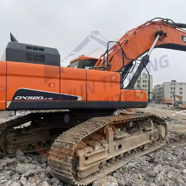 USED KOREA BRAND DOOSAN EXCAVATOR DX520LC DX520LC-9 C HYDRAULIC BIG DIGGER GOOD CONDITION FOR SALE - Bager: slika 1 USED KOREA BRAND DOOSAN EXCAVATOR DX520LC DX520LC-9 C HYDRAULIC BIG DIGGER GOOD CONDITION FOR SALE - Bager: slika 1