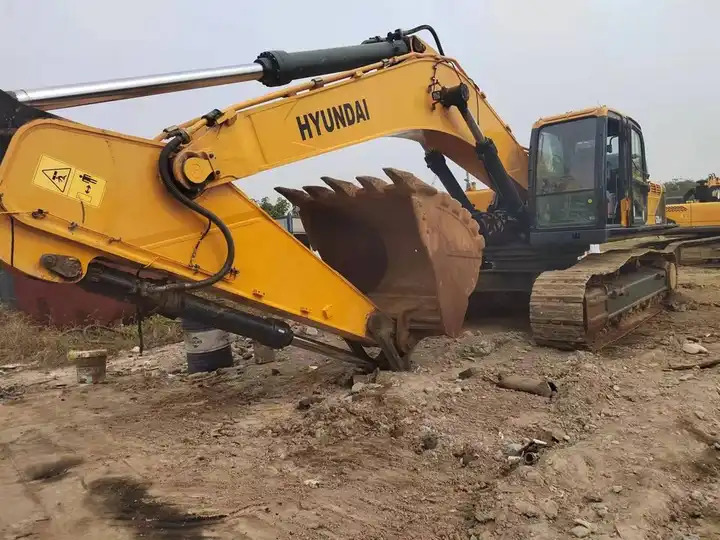 Used 38ton Heavy Duty Digger Machine Hyundai R385LC-9t R520 220LC-9s Grab Crawler Hydraulic Excavator - Bager: slika 5 Used 38ton Heavy Duty Digger Machine Hyundai R385LC-9t R520 220LC-9s Grab Crawler Hydraulic Excavator - Bager: slika 5