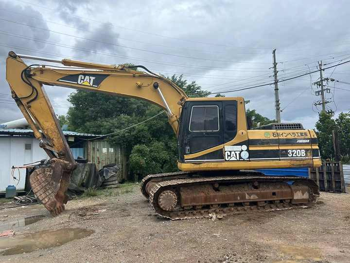 Used Excavator Cat 320bl Best Second Hand Excavator Caterpillar 320 320d 320b for Sale in Shanghai - Bager goseničar: slika 3 Used Excavator Cat 320bl Best Second Hand Excavator Caterpillar 320 320d 320b for Sale in Shanghai - Bager goseničar: slika 3
