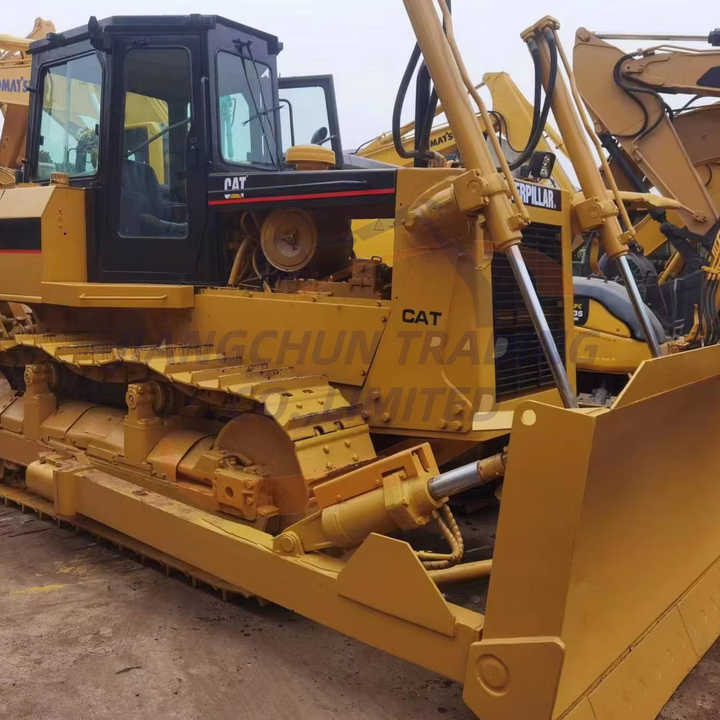 Used Good Condition dozer cat d7g bulldozer Well Maintanced Second hand Caterpillar D7G Crawler Bulldozers D7G D7H D7R - Buldožer: slika 1 Used Good Condition dozer cat d7g bulldozer Well Maintanced Second hand Caterpillar D7G Crawler Bulldozers D7G D7H D7R - Buldožer: slika 1