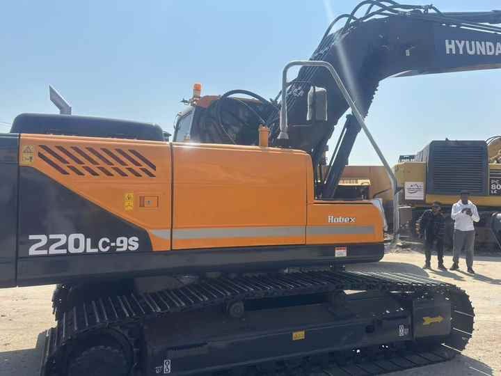 Bager Used Good Quality Excavator Korea Hyundai 225LC-9T 225Lc-7 220LC-9S 150Lc-7 Good Quality for Sale at Low Price: slika 6