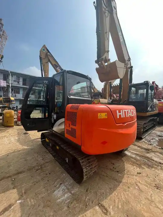 Used Hitachi ZX70 crawler Excavator, Japan Made used Hitachi ZX70 Mini Excavator in good condition on sale - Bager goseničar: slika 5 Used Hitachi ZX70 crawler Excavator, Japan Made used Hitachi ZX70 Mini Excavator in good condition on sale - Bager goseničar: slika 5