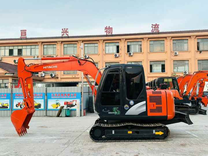 Used Japanese Excavator Hitachi 70 for Sale Hitachi 70 Excavator Hitachi Zx70 - Bager: slika 3 Used Japanese Excavator Hitachi 70 for Sale Hitachi 70 Excavator Hitachi Zx70 - Bager: slika 3