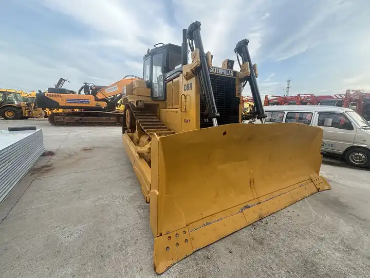 Used caterpillar bulldozer d8r for sale original used crawler bulldozer - Buldožer: slika 5 Used caterpillar bulldozer d8r for sale original used crawler bulldozer - Buldožer: slika 5