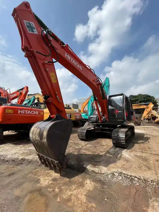 Used excavator Hitachi ZX120 Japanese second hand Excavadoras de segunda mano - Bager: slika 5 Used excavator Hitachi ZX120 Japanese second hand Excavadoras de segunda mano - Bager: slika 5