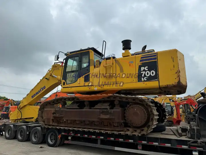Second hand nice price good condition komatsu pc650 pc600 pc700 65 ton large excavator - Bager: slika 3 Second hand nice price good condition komatsu pc650 pc600 pc700 65 ton large excavator - Bager: slika 3