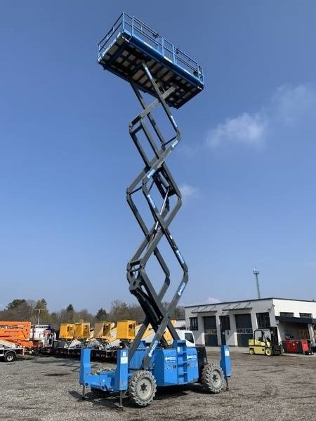 Škarjasta dvižna ploščad ATN CX15 - 15m, 4x4, diesel: slika 14